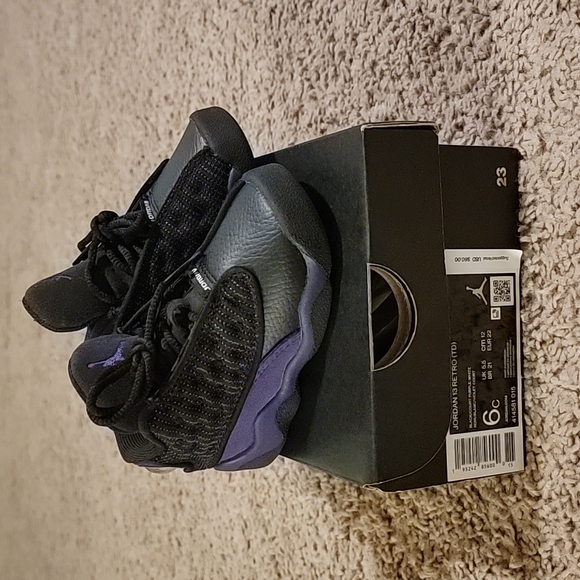 Jordan Retro 13 Purple & Black Sz 6c - Picture 1 of 6